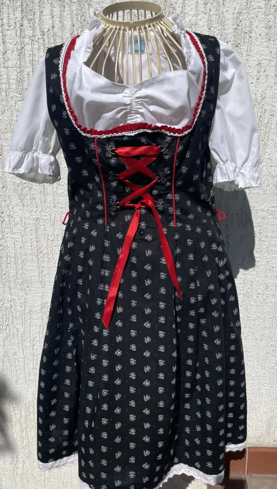 Dámské dirndl šaty, selský styl vel. 38