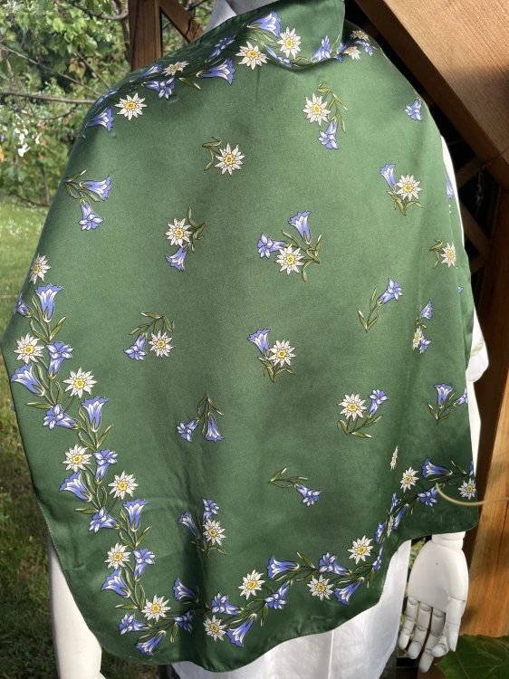 Šátek dirndl selský styl 