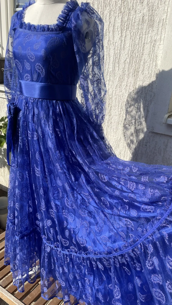 Dámské elagantní šaty alá šlechtična, princezna vel. XS