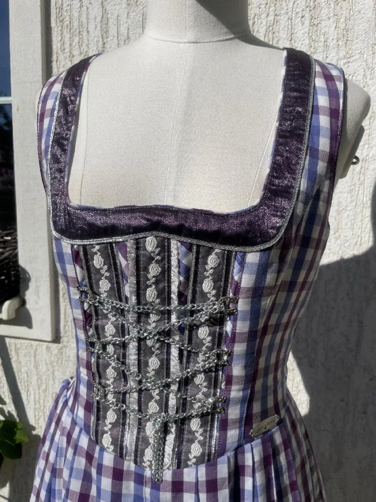 Dámské dirndl šaty selský styl vel. 36