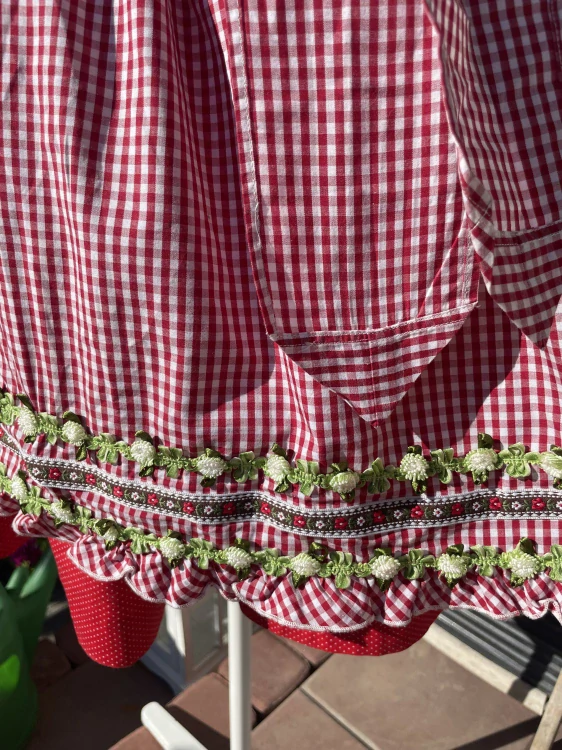 Dámské dirndl šaty selský styl Oktoberfest vel. XS