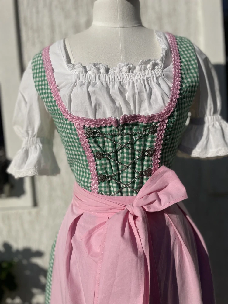Dámské dirndl šaty selský styl Oktoberfest vel. 38