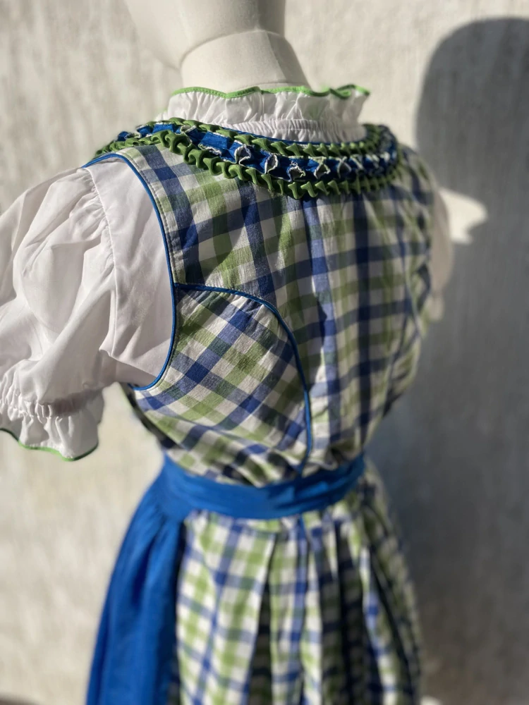 Dámské šaty dirndl selský styl vel. 40