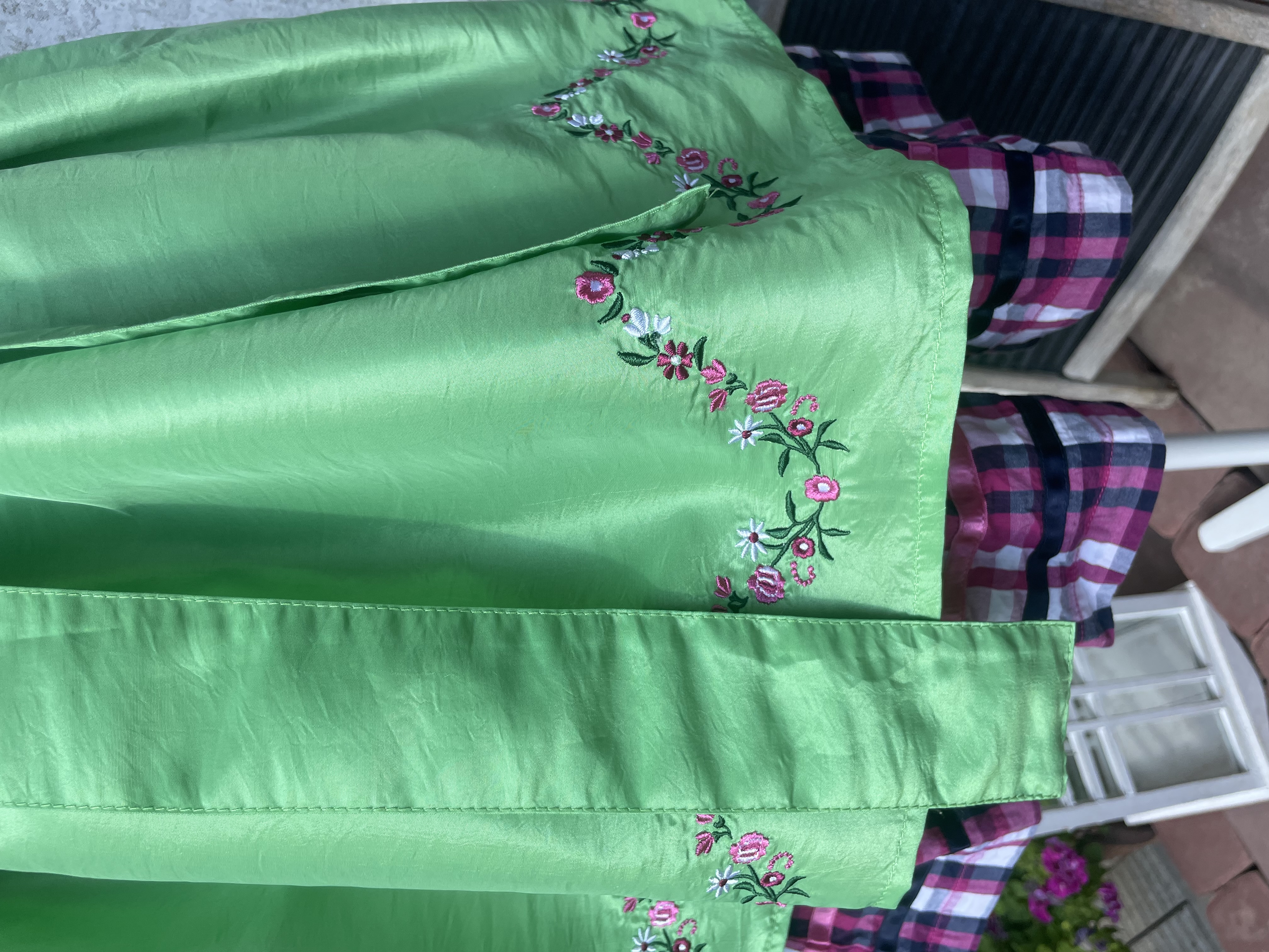 Dámské šaty DIRNDL selský styl Oktoberfest vel. 36