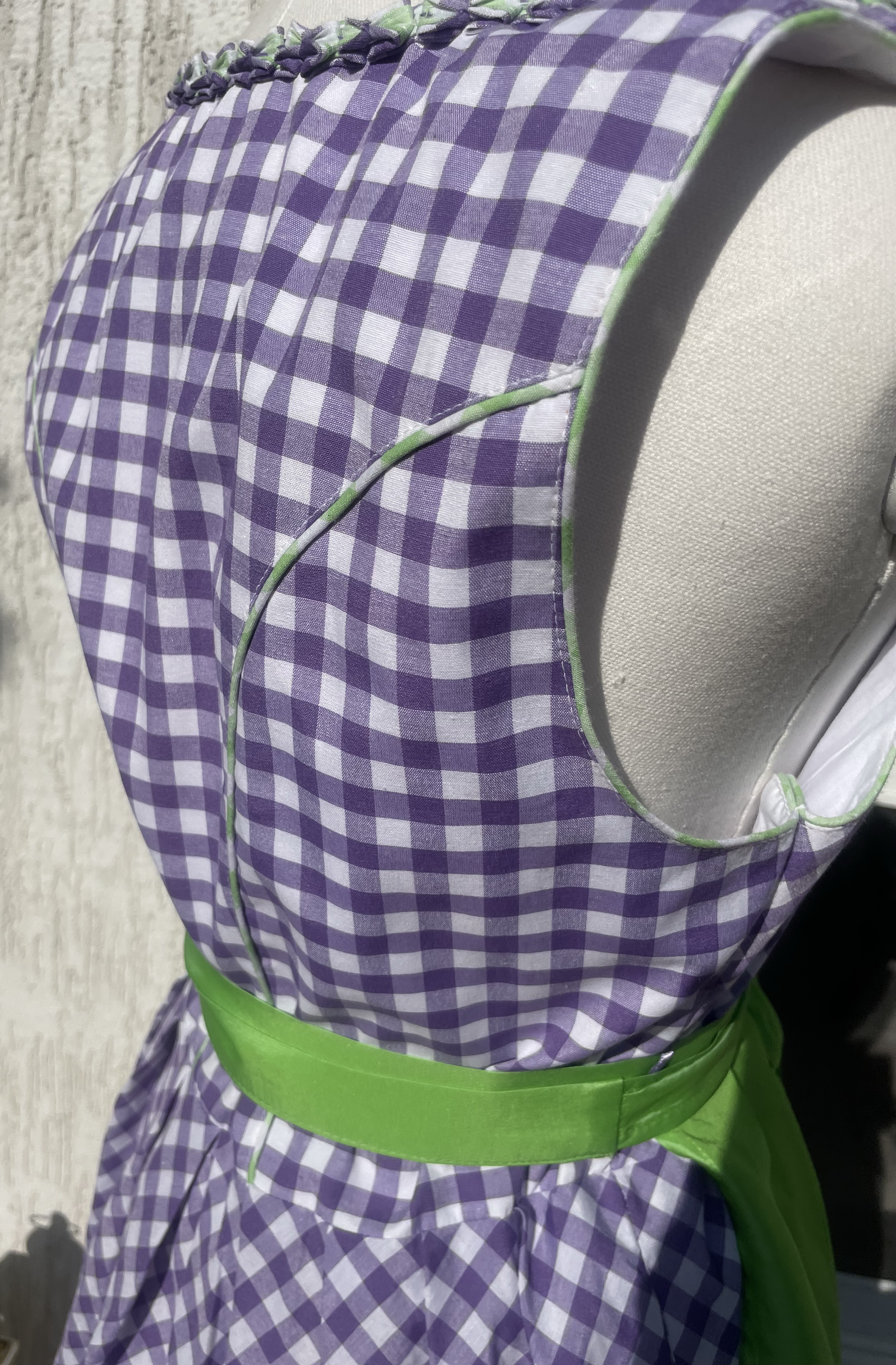 Dámské dirndl šaty seslký styl vel. 38