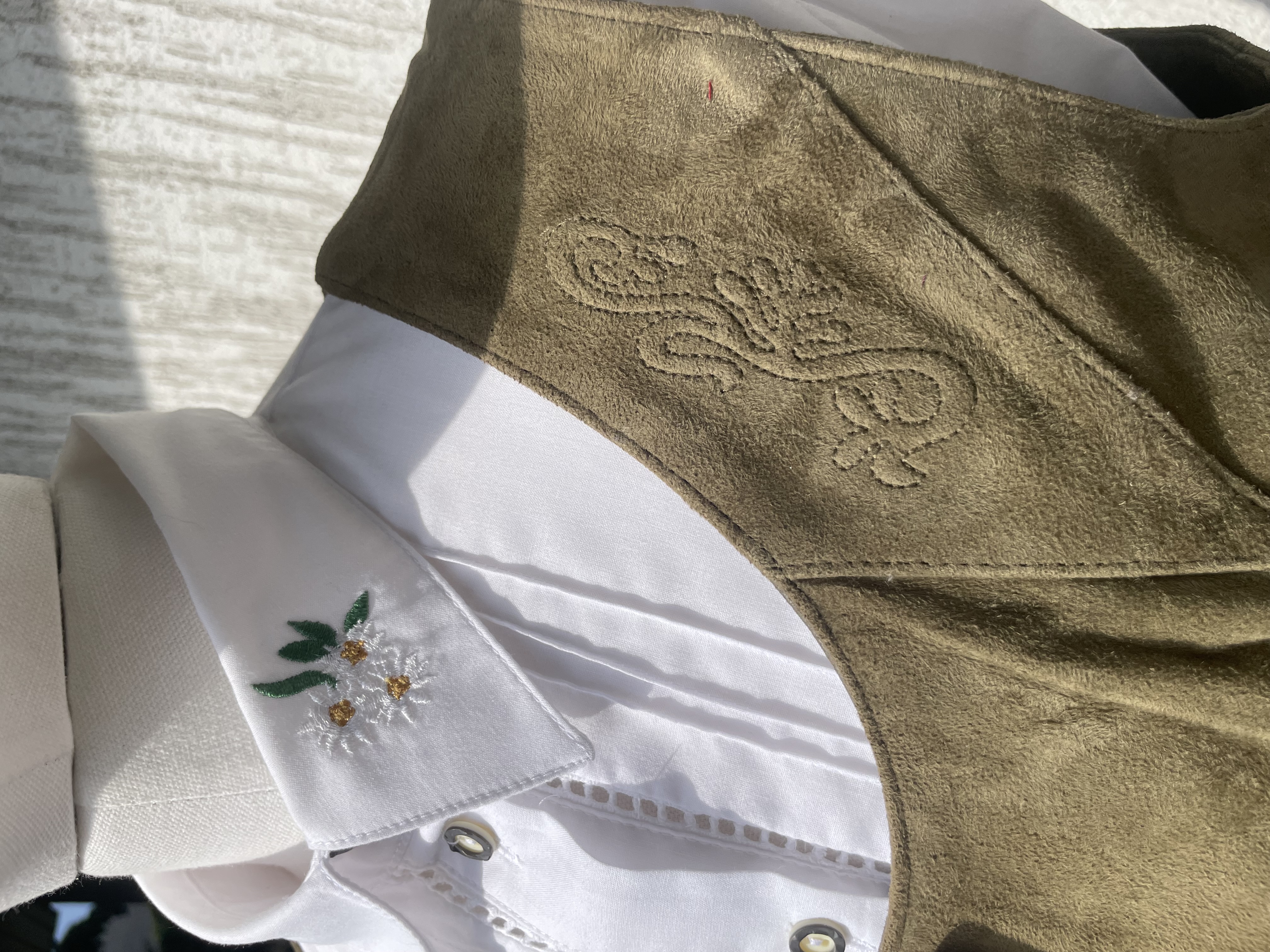 Dámská kožená vesta vestička v selském, dirndl, dobovém, western, country stylu vel. 40