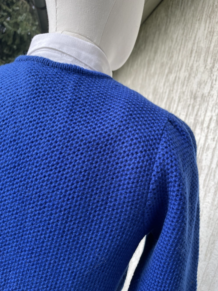 Dámský svetr v dirndl, selském stylu stylu vel. 38