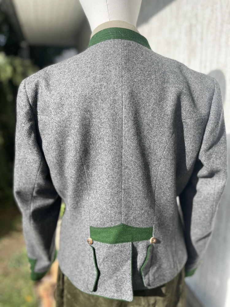 Dámské sako sáčko v selském, dirndl, mysliveckém stylu vel. 40/42
