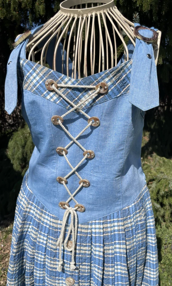 Dámské šaty v dirndl, selském stylu vel. 40
