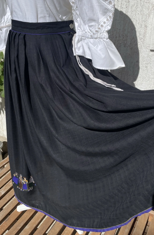 Dámská dlouhá sukně v dobovém, selském, vintage stylu vel. 36