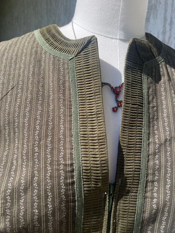 Dámské dirndl šaty, selský styl vel. 40