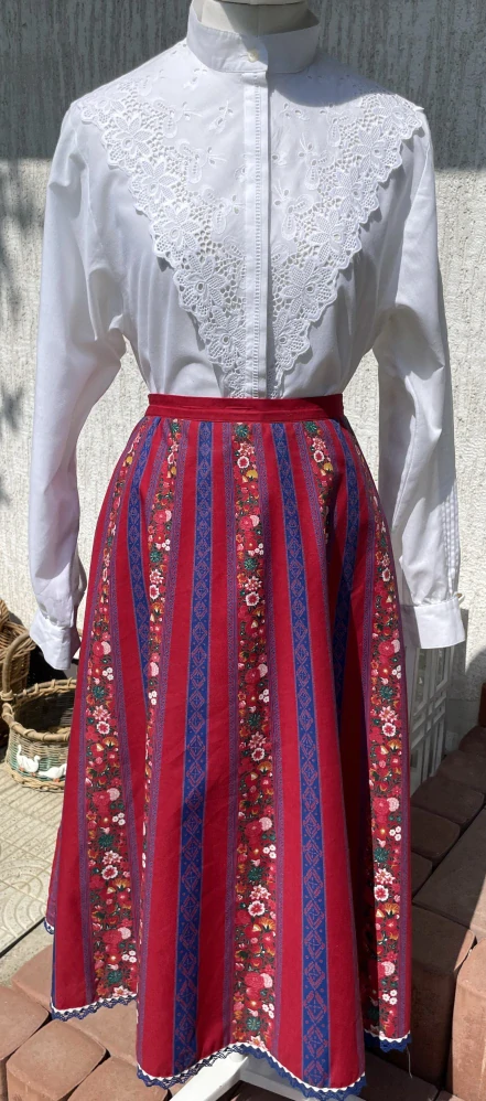 Dámská halenka v selském stylu vel. 38