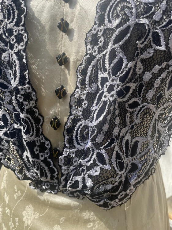 Karnevalový kostým šaty šlechtična, elegantní dáma vel. 36