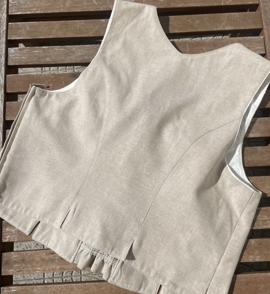 Dámský živůtek v selském, dirndl, dobovém stylu vel. 44