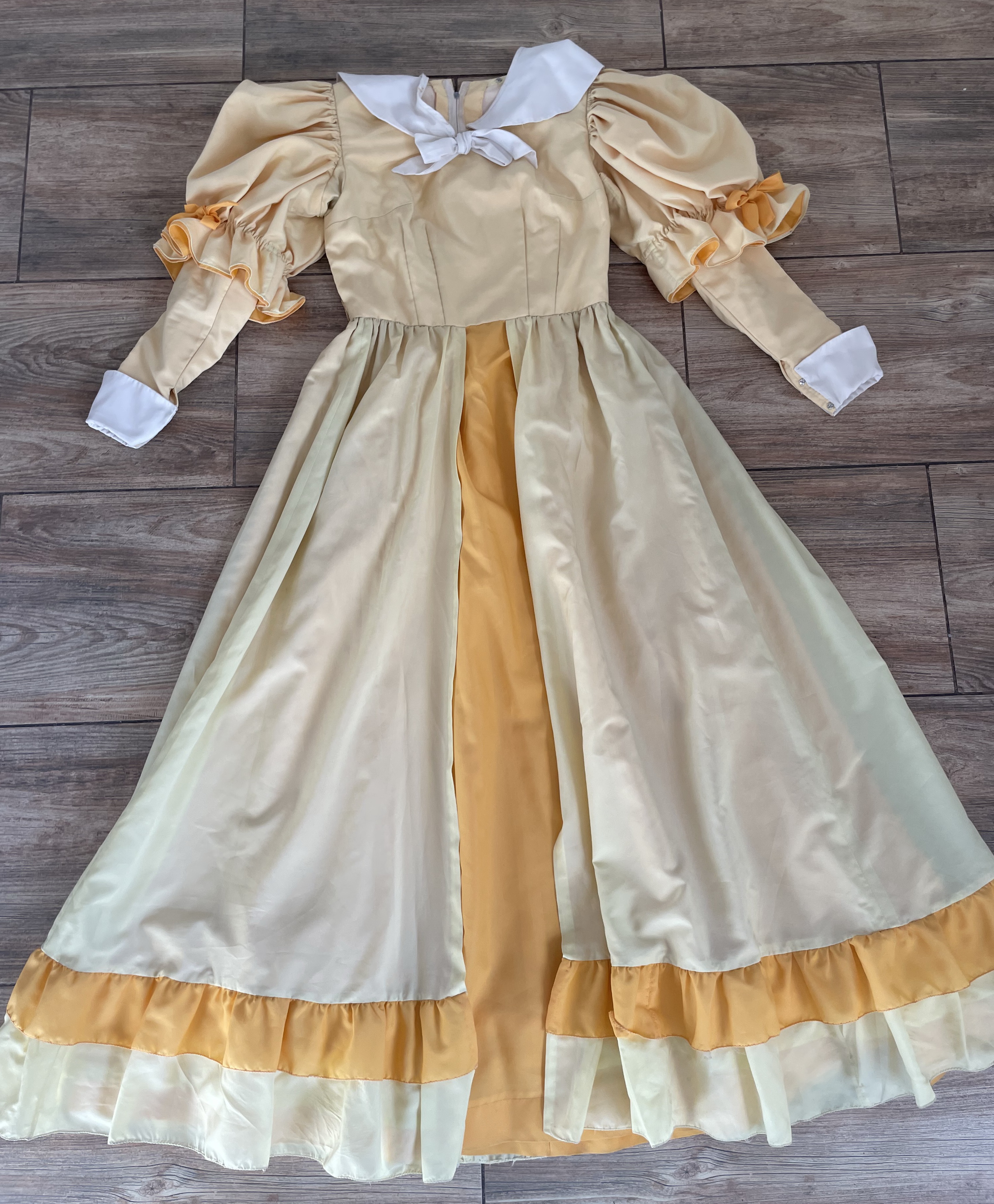 dámské dobové  šaty princezna vel. 38