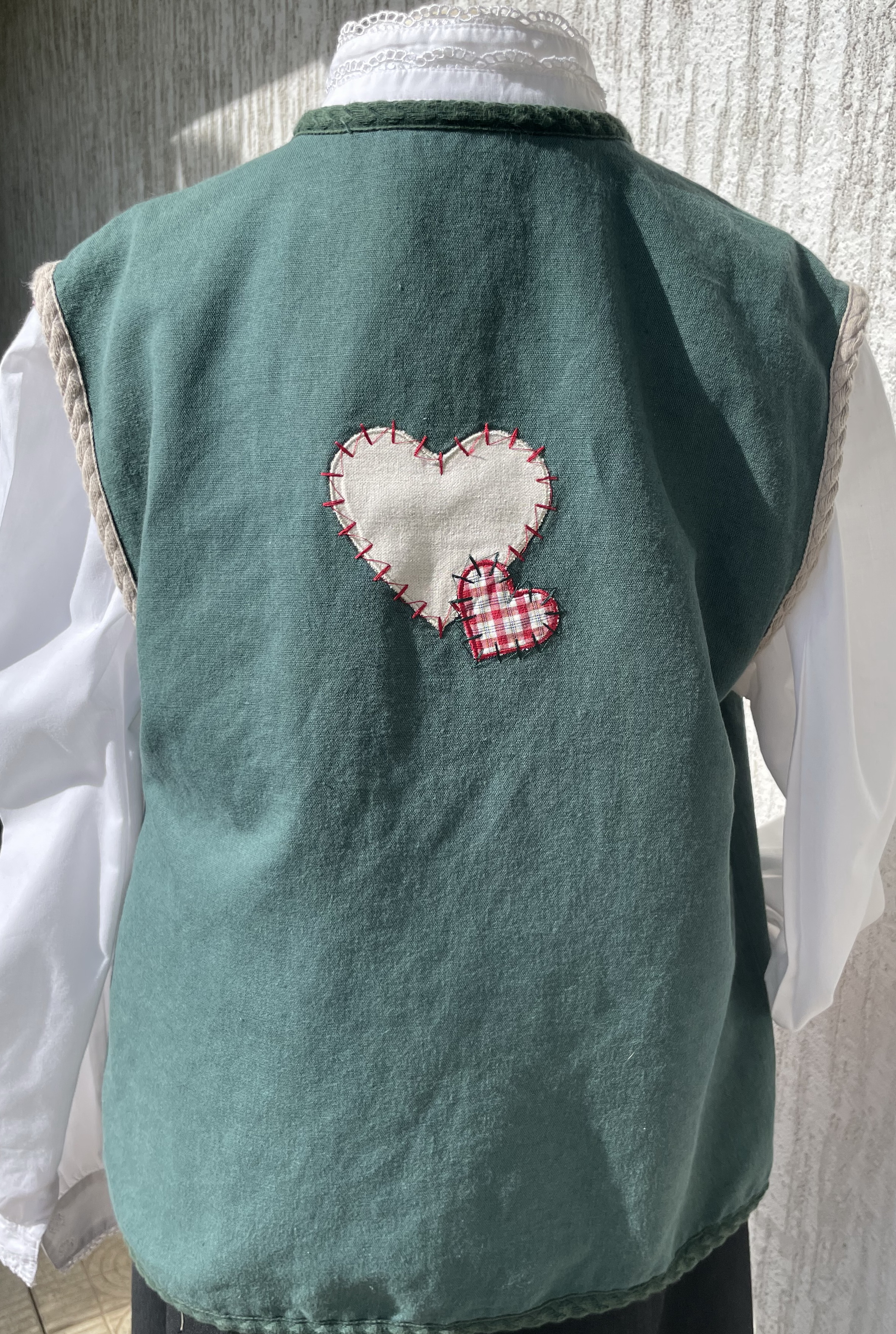 Dámská vesta v selském stylu vel. 40