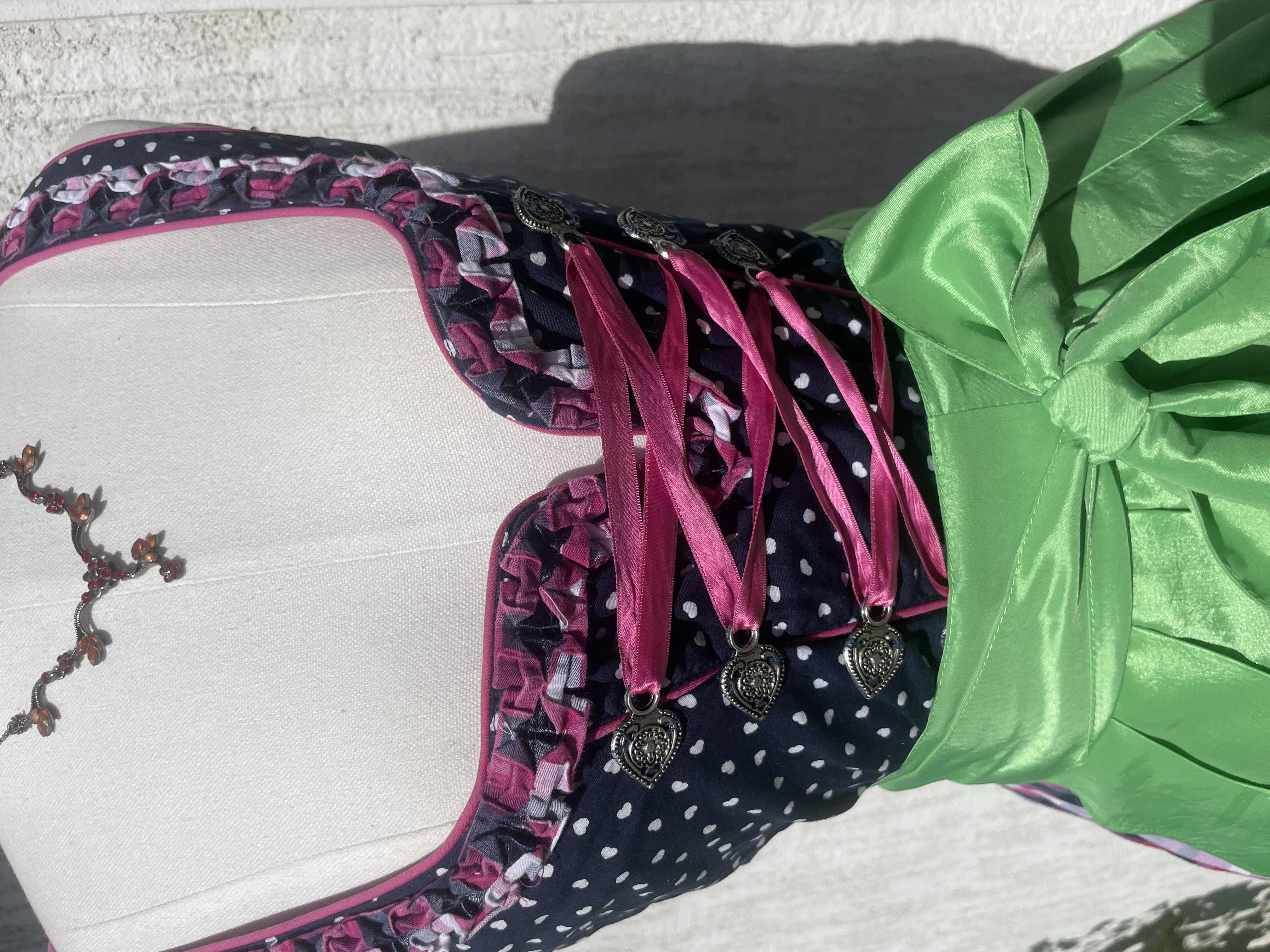 Dámské šaty DIRNDL selský styl Oktoberfest vel. 36