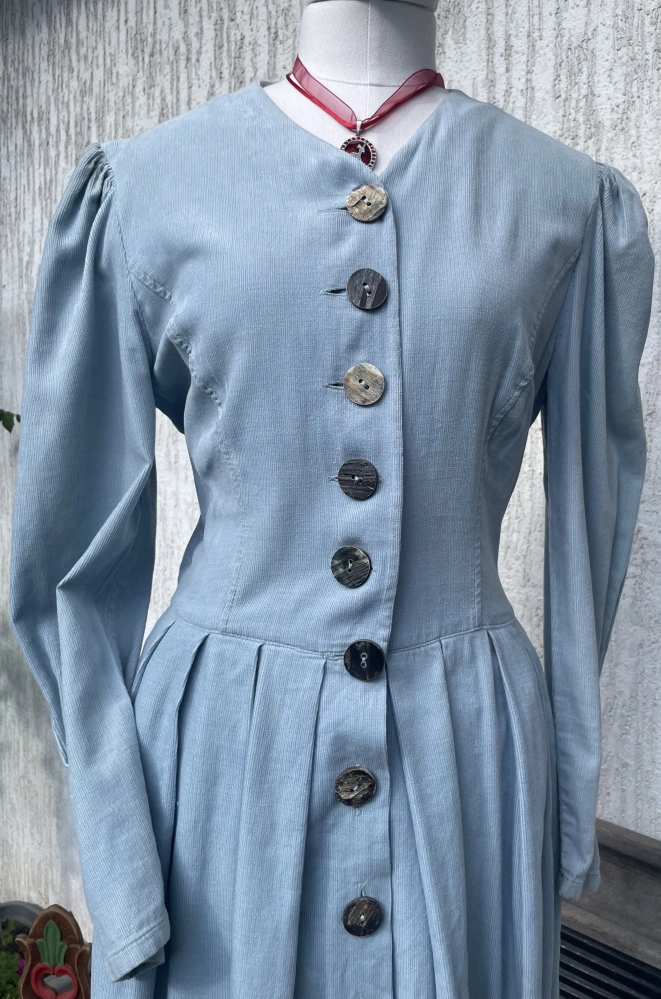 Dámské dirndl selské šaty vel. 38