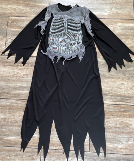 karnevalový kostým hábit STRAŠIDLO halloween 7-8 let