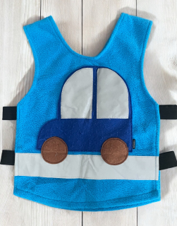 karnevalový kostým vesta s autem vel. 2-5 let