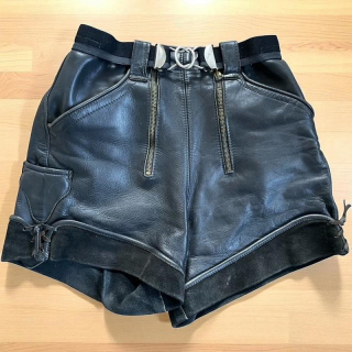 Kraťasy kožené v dirndl stylu vel. XXS-XS