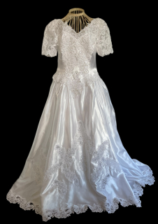 Svatební šaty nevěsta, anděl vel. 38