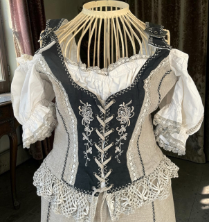 Dámský živůtek v dobovém selském vintage stylu vel. 36