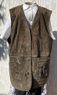 Dámská kožená vesta v selském, mysliveckém stylu ve. 44