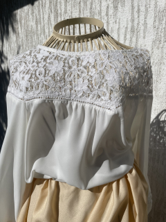 Dámská halenka vel. 38