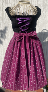 Dámské dirndl šaty, selský styl vel. 42/44