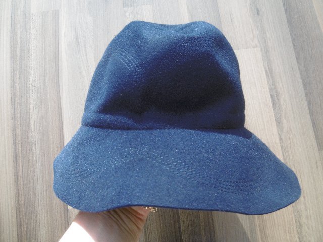 dámský dobový elegantní klobouk