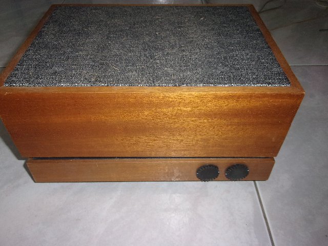 rekvizita RETRO GRAMOFON